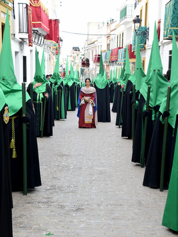 La Hermandad de la Vera-cruz abre el Jueves Santo en Alcalá del Río