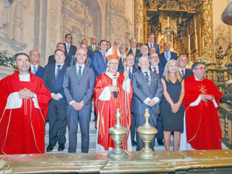 La Junta del Consejo de Cofradía  Paco Vélez tomó posesión de sus cargos