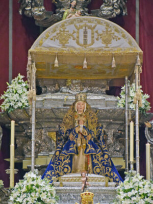 Segundo día de la tradicional novena a la Virgen de los Reyes Patrona de Sevilla.