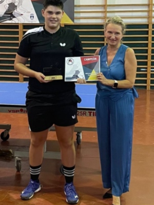 Fran Castillo Campeón del Trofeo de Tenis de Mesa “Ciudad de El Puerto”