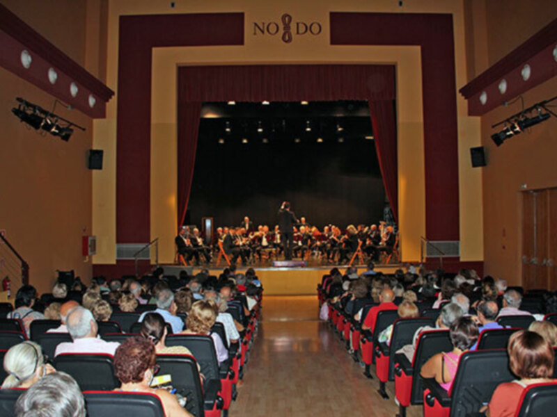 David Colado Coronas director de orquesta en el concierto  de  la sinfónica de Sevilla.