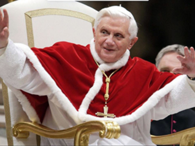 La Catedral hispalense acogerá una misa funeral por el Papa emérito Benedicto XVI