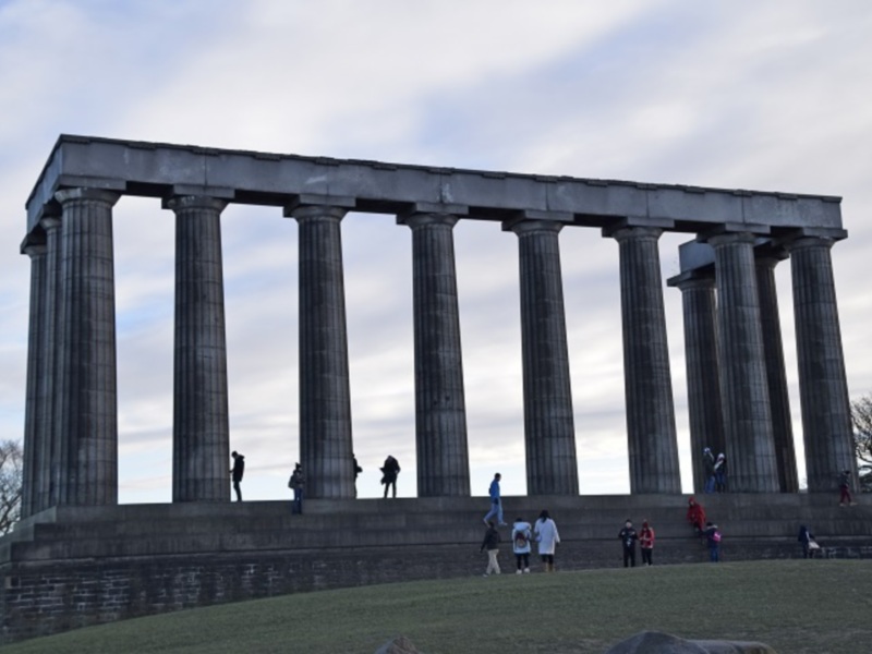 Un monumento al pasado e incentivo al heroísmo futuro de los hombres de Escocia