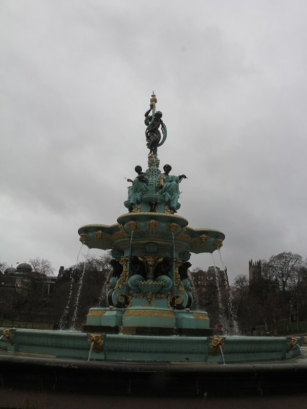 Fuente Ross de Edimburgo