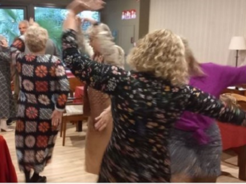 Un día de amistad, buena gastronomía y arte en Adorea Sevilla