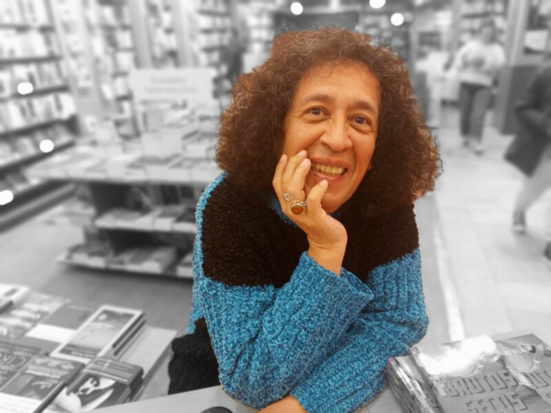 El cantante Richard Villalon publica el libro de relatos  "Brutos Secos"