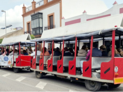 La ruta  del Mosto y de la Tapa, un día para recordar con los ateneísta de Triana