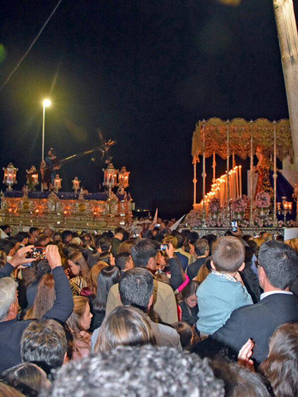 Pasión Ilipense con Jesús Nazareno y la Virgen de la Esperanza  de Alcalá del Río.