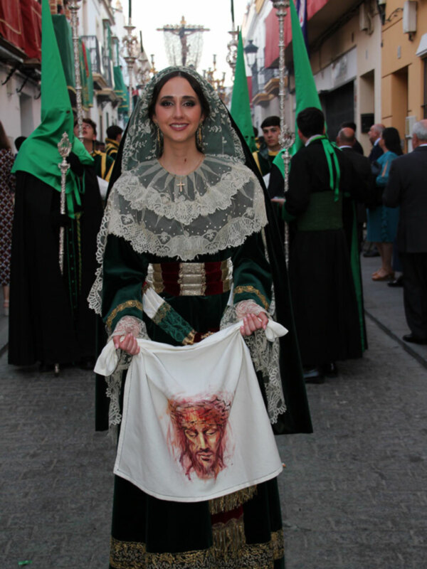 El jueves Santo ha materializado el sueño de miles de Ilipenses de Alcalá del Río.