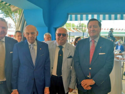 El Presidente del Ateneo de Triana D. Carlos Valera organizó un magnifico almuerzo con importantes personalidades.