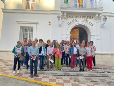 “La Feria del libro es la actividad central de la Biblioteca Municipal de Alcalá del Río.