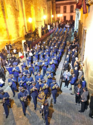 La Hermandad de la Soledad de Alcalá del Río firma a la BCT Ntra. Sra. de Gracia de Carmona para el próximo Viernes Santo 2024