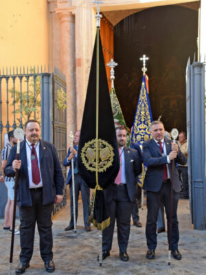 La Virgen del Carmen de Santa Ana llenó de gloria la barriada sevillana de Triana.