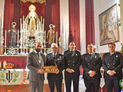 Entrega de Fajín Honorario a Nuestra Señora de los Dolores de la Hermandad de San José Obrero de Sevilla