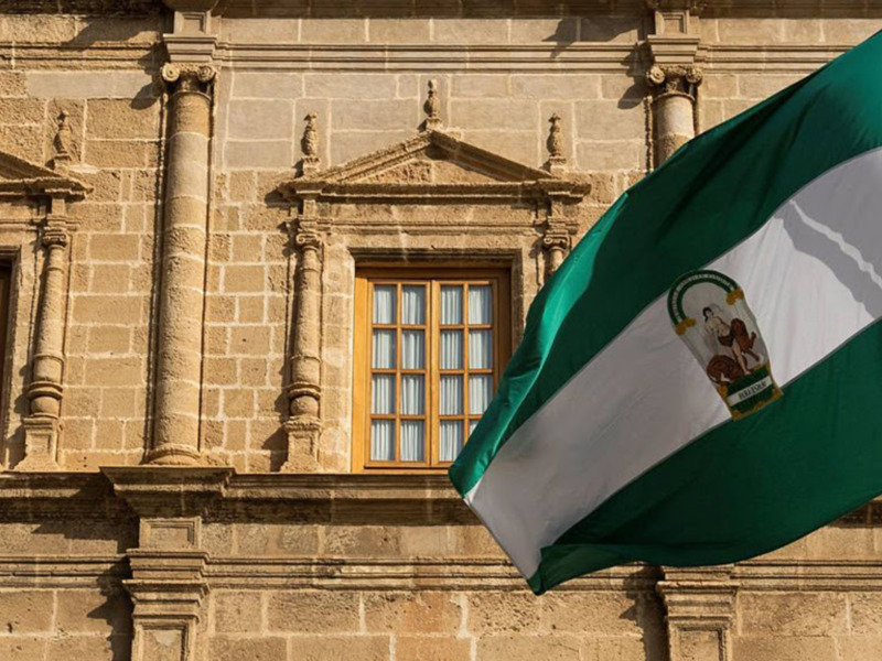 Especial Informativo en Canal Sur para dar cobertura a los actos institucionales del Día de la Bandera