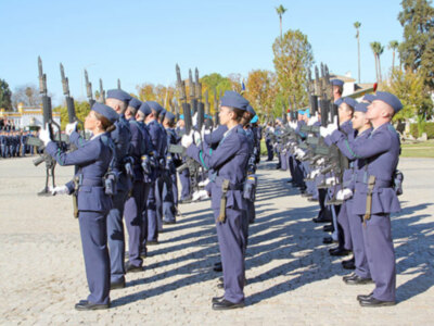 La base aérea de Tablada de Sevilla celebró un desfile por la patrona del aire, la Virgen de Loreto