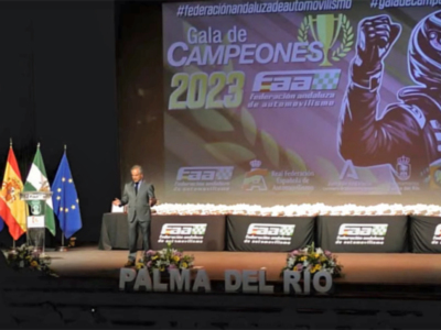 El periodista de Canal Sur Fernando García y toda la sección de Deportes de CSRTV, galardonados en la gran Gala de Campeones del Automovilismo Andaluz