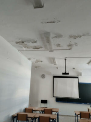 El Centro de Educación de Adultos de El Puerto de Santa María cumple su 40 aniversario en un estado lamentable