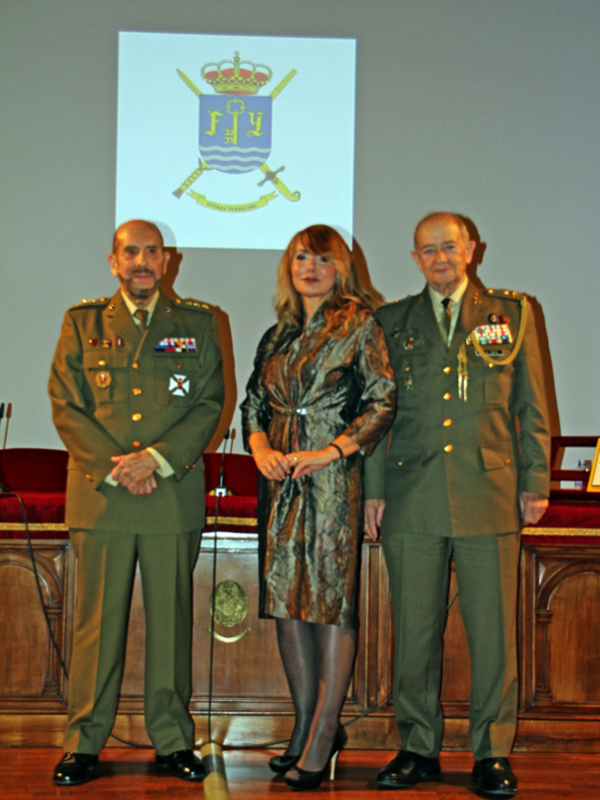 El autor de los libros Guillermo Frontela, Coronel de Artillería del Ejército de Tierra, hizo dos intervenciones