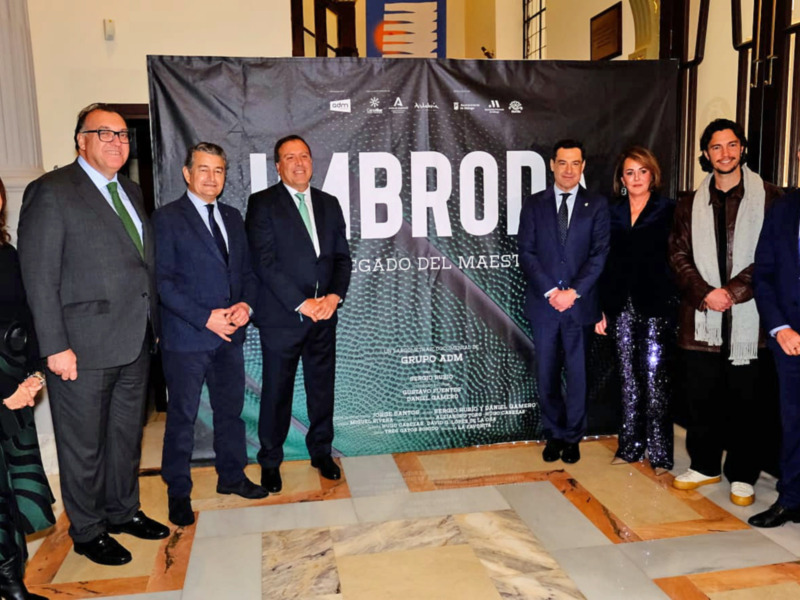 El documental "Imbroda, el legado del maestro", participado por Canal Sur, estrenado en el marco del Festival de Málaga