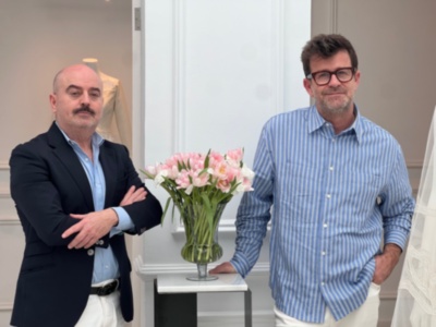 Antonio García presenta su colección de novias en su XXV Aniversario en Sevilla