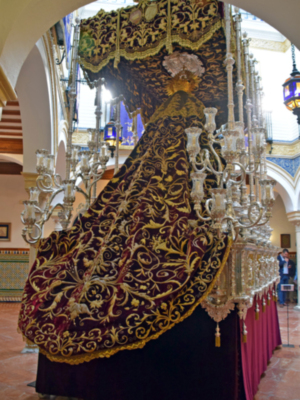 La Soledad de Gerena expone su patrimonio en el Círculo Mercantil por el L aniversario de su coronación popular