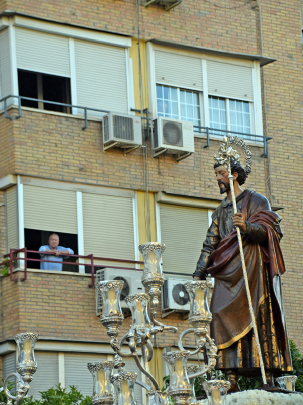  Procesión de la Hermandad de San José Obrero de la barriada sevillana Fontanal-María Auxiliadora