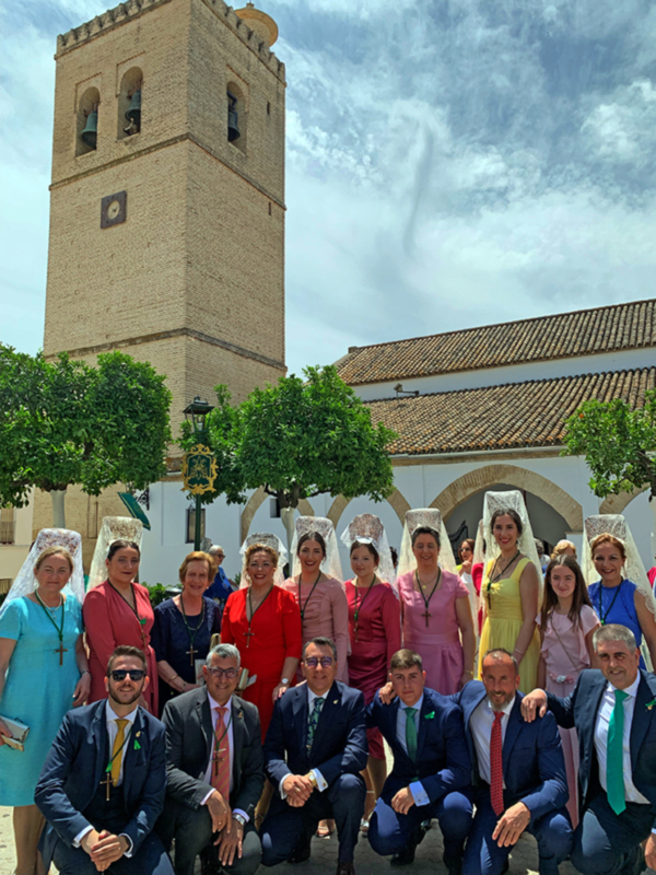 La Hermandad de la Vera-cruz de Alcalá del Río celebra la XXVI Exaltación a la Santa Vera-cruz.