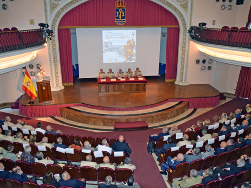Una convención reúne en la  asociaciones amigas de la historia militar