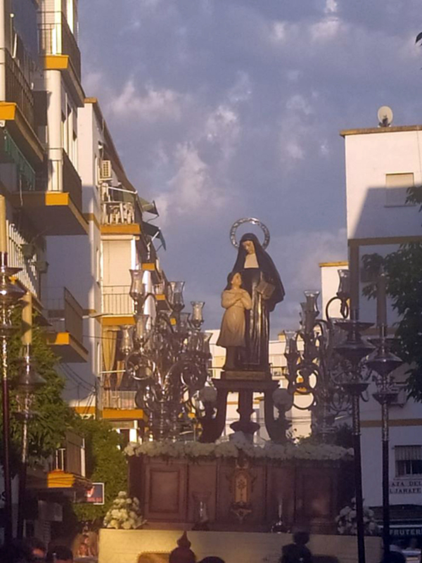 El barrio sevillano de Nervión se reencuentra con Santa Joaquina de Vedruna