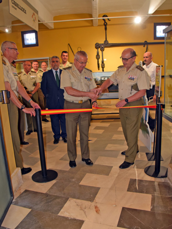La Academia General Básica de Suboficiales, nació el día 31 de mayo de 1.974 mediante una Orden publicada en el Diario Oficial del Ejército 