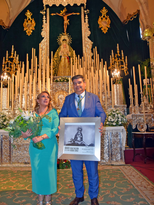Festividad de la Exaltación de la Santa Cruz en la Parroquia Sta. María de la Asunción en Alcalá del Río