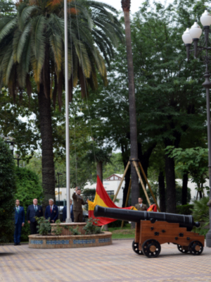 Acto de izado de Bandera en Capitanía General con motivo del X aniversario de la proclamación de Felipe VI como Rey. 