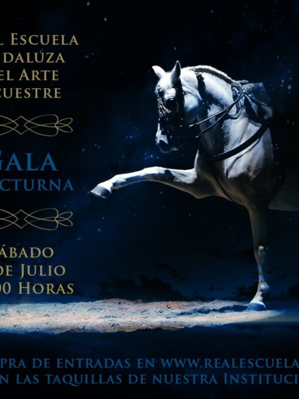 La Real Escuela celebra una gala extraordinaria nocturna para festejar la época estival