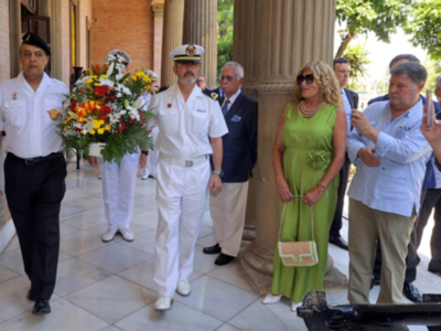 Esquinas leyó un relato de la batalla de Cuba de uno de los marinos del Almirante Cervera,