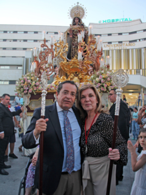 La procesión de la Virgen del Carmen de San Leandro, suspiro de todo un barrio sevillano.
