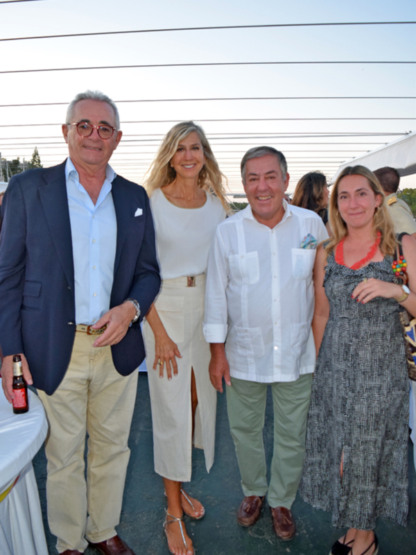  Fiesta en honor a la Patrona de la Armada la Virgen del Carmen en el gran catamarán “Luna de Sevilla” por el Guadalquivir.