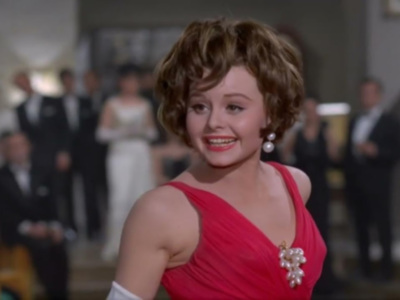 La venganza de una Rocío Dúrcal disfrazada de muchacho en "Más bonita que ninguna"