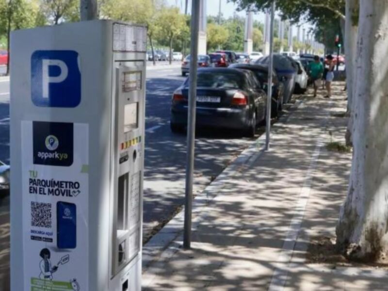 Primer paso del Ayuntamiento de Sevilla para ampliar la zona azul a más barrios