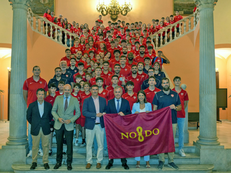 El Ayuntamiento reconoce al Balonmano Proin Triana tras su Ascenso a División de Honor Plata