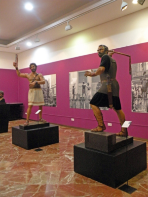 En el Círculo Mercantil de Sevillala Exposición 'Cincuenta Años Atado a Ti' en Honor al Señor Atado a la Columna "en Sevilla 