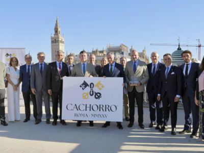La corporación del Zurraque ultima los detalles de su participación en el Jubileo de las Cofradías junto con el Vaticano.