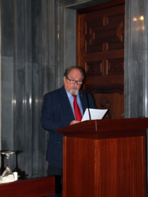 Cáritas Diocesana de Sevilla, reconocida con el prestigioso Galardón "Aldabón de Sevilla" por su trayectoria de servicio a los más vulnerables.