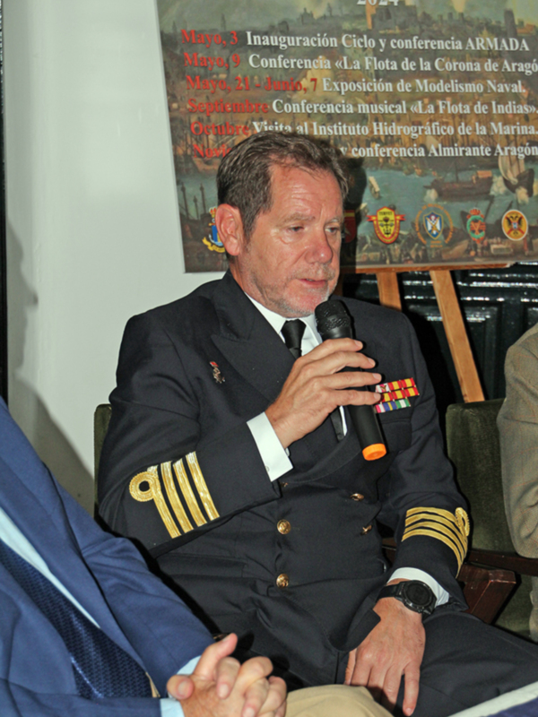  Conferencia en Capitanía Naval analiza el papel de Sevilla en el transporte marítimo desde el siglo XVI.