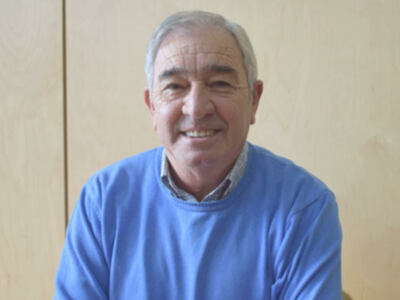 Pepe Díaz presenta su libro: ‘Historia del voleibol sevillano’