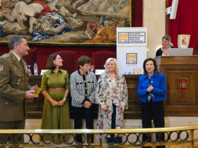 Orden Cívico Militar de los Reales Tercios de España presente en acto de AMMDE