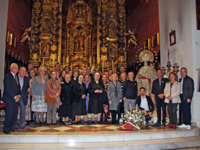 Sevilla se une a Valencia en oración ante la Virgen de los Desamparados en San Vicente