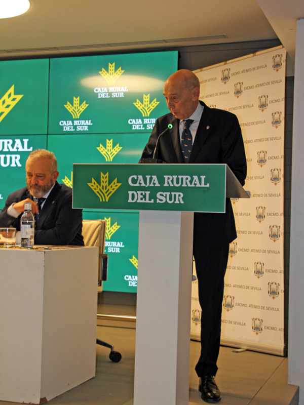 Sevilla da la bienvenida a la Navidad con la presentación del cartel de su Cabalgata de Reyes