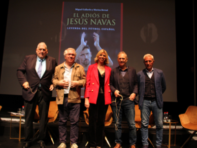  Jesús Navas: del "duende de Los Palacios" una leyenda del fútbol español en Sevilla 