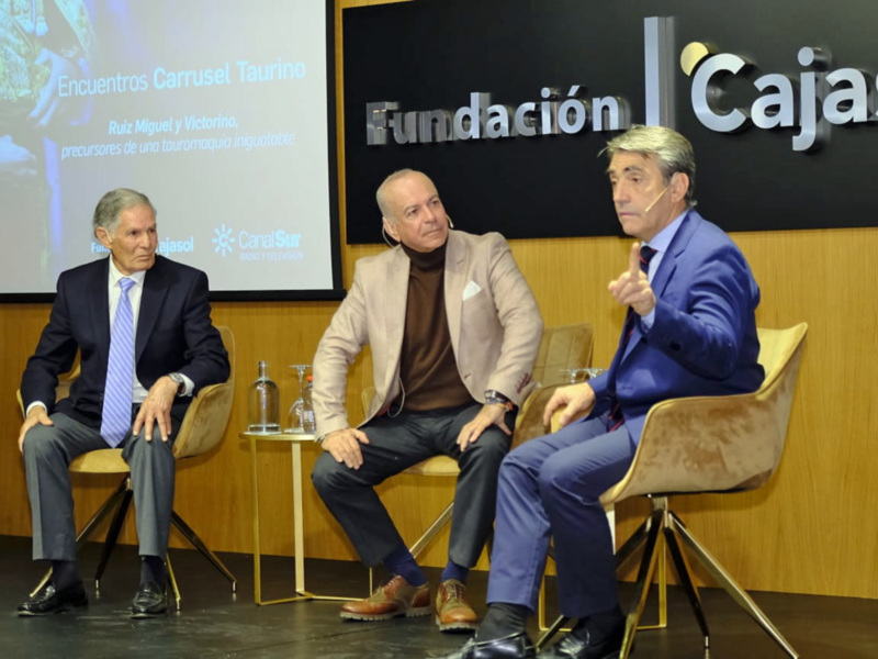 Ruiz Miguel y Victorino Martín protagonizan el último "Encuentro Carrusel Taurino" del año de Canal Sur